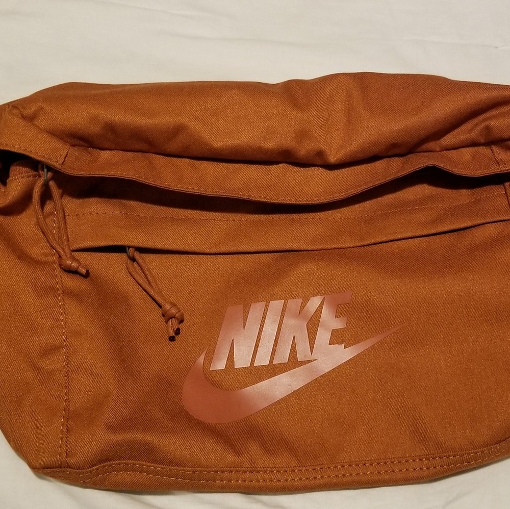 Rare Large Nike Tech Hip Pack